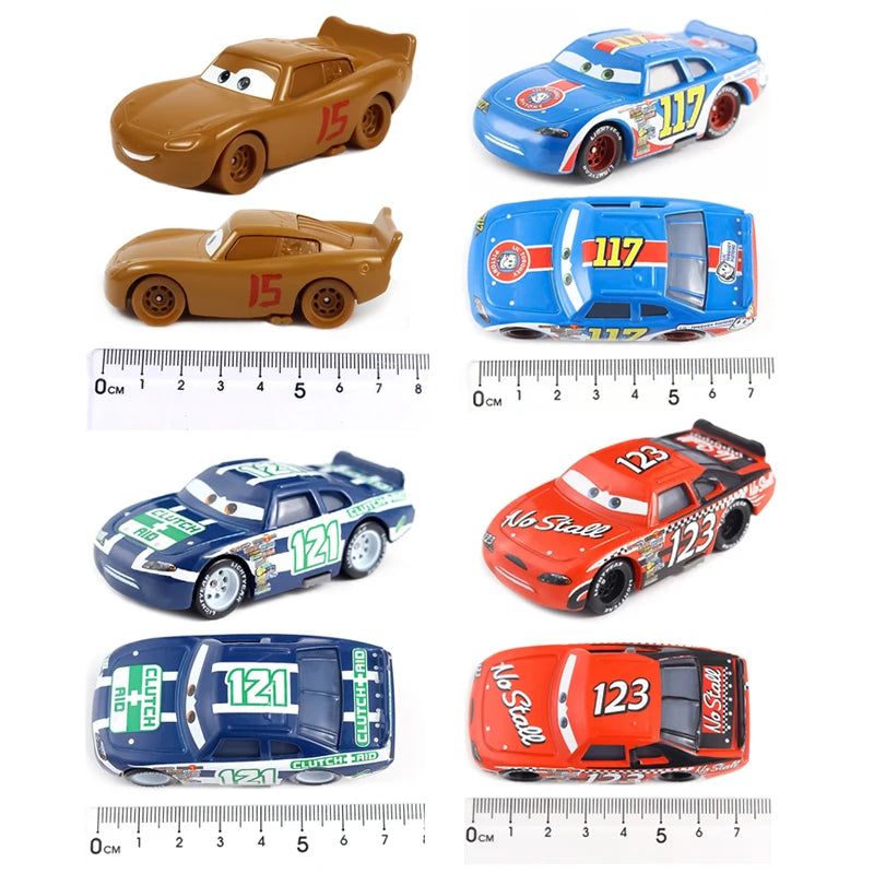 Disney Pixar Cars 3 Lightning McQueen No19 Poppy Racing Family Family Jackson Storm Ramirez Die Cast Metal Alloy Kids Gifts