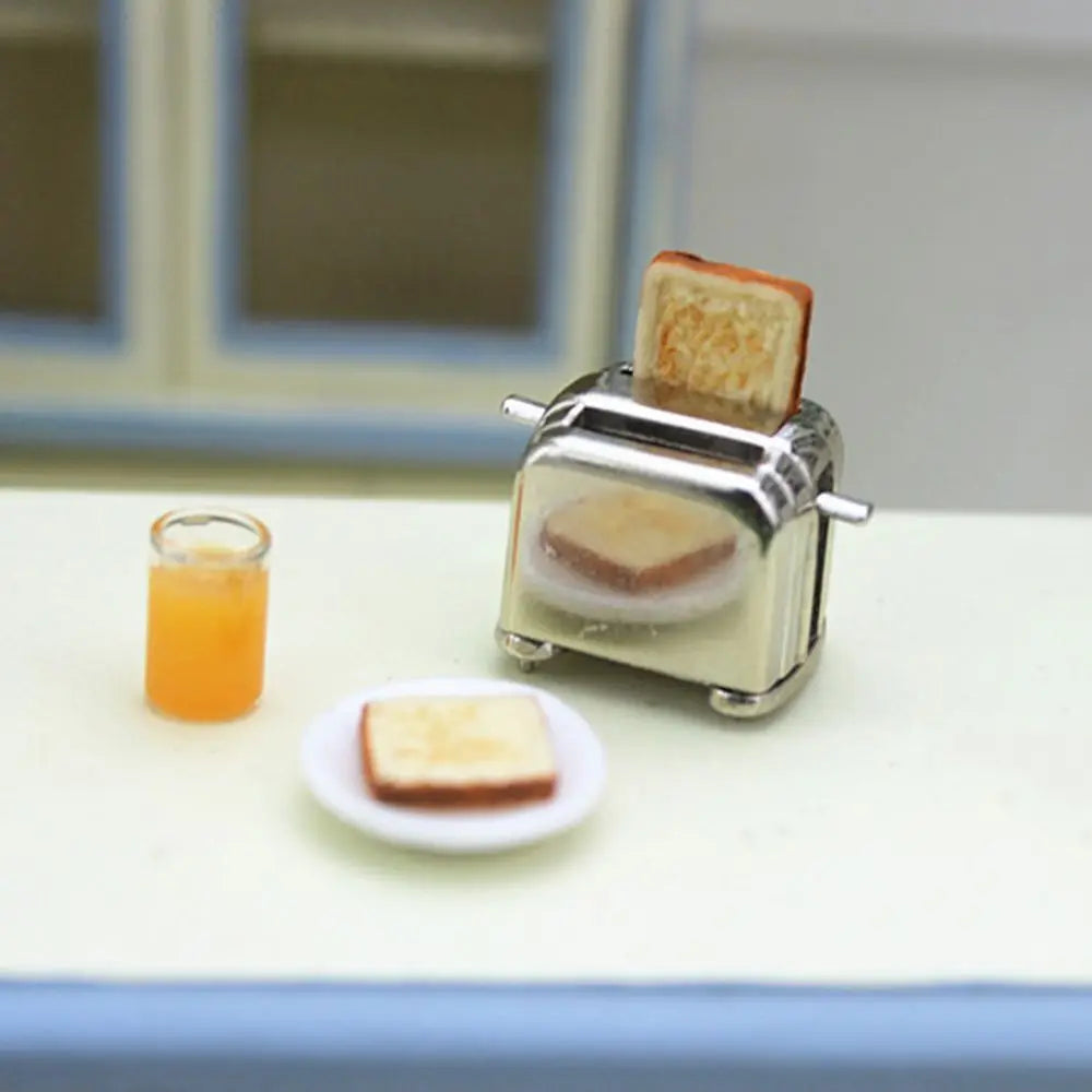 Cute Simulation Food Dollhouse Decorations Mini Kitchen Toy With 2PCS Bread Doll Accessories Miniature Toaster Toast Machine