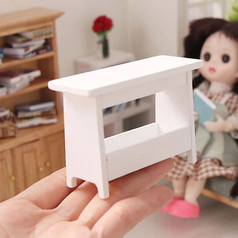 1pc 1:12 Dollhouse Miniature Wooden Desk Table Model Computer Desk Doll House Furniture Toys Accessory Kid Gift Кукольный Домик