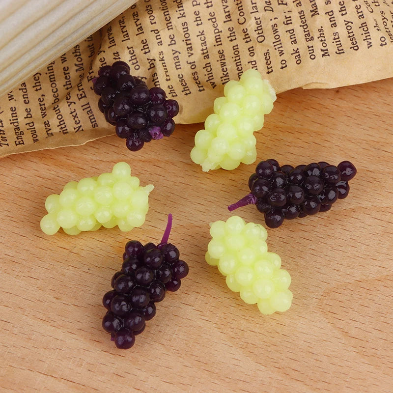 6Pcs/set 1:12 Dollhouse Miniature Purple Green Grape Dollhouse Food  Doll House Accessories Toys