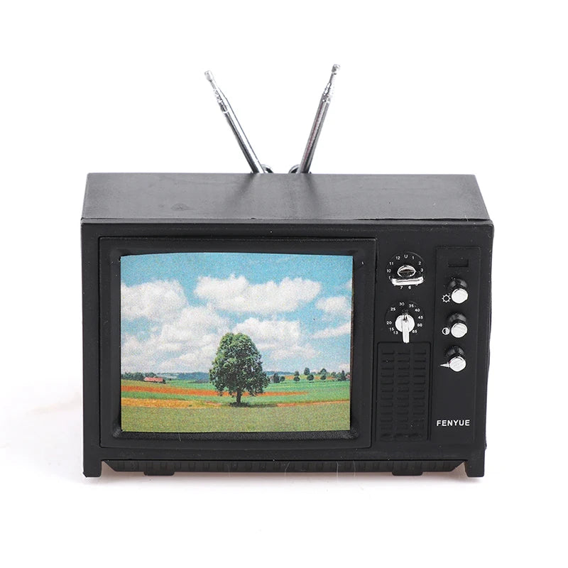 1pc Mini Furniture Lamp Radio Television Kitchen equipment For Children Gift Retro Dollhouse Decoration
