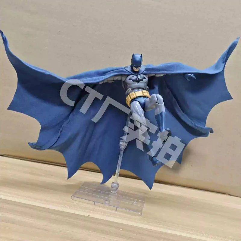 CT Toys Batman Hush Blue Version Mafex 105 Black Version Dc Bat Man Anime Action Figure Figurine Model Doll Customized Gift Toys