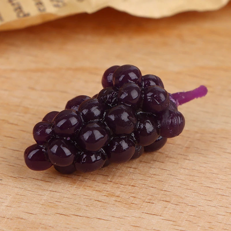 6Pcs/set 1:12 Dollhouse Miniature Purple Green Grape Dollhouse Food  Doll House Accessories Toys